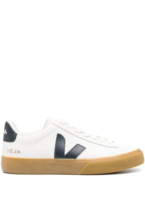 VEJA logo-patch sneakers - White