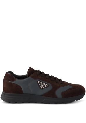 Prada laces triangle-logo sneakers - Brown