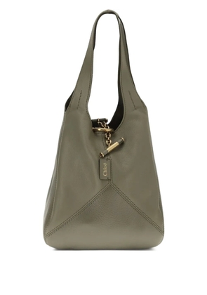 Chloé small Balloon logo-patch shoulder bag - Green