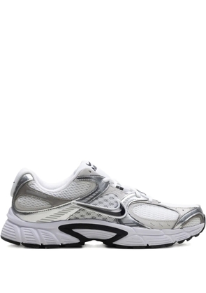 Nike V5 RNR 'White Vast Grey College Grey Black' sneakers