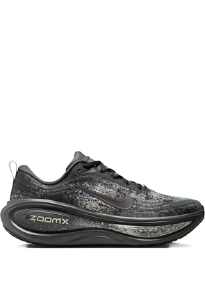 Nike Vomero Plus sneakers - Grey