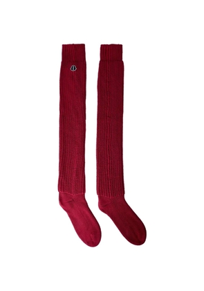 Moncler logo-patch ribbed socks - Red
