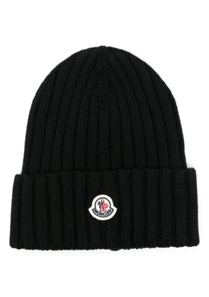 Moncler logo-patch beanie - Black