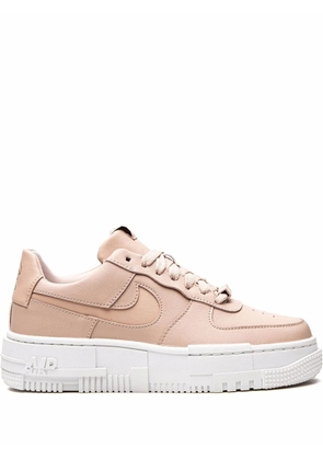 Nike Air Force 1 Pixel 'Particle Beige' sneakers - Pink