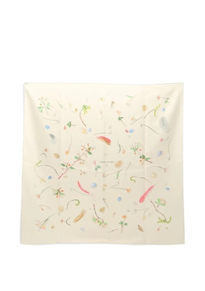 Hermès Pre-Owned 2010s 90 Fleurs Et Plumes silk scarf - Neutrals