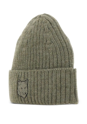 Maison Kitsuné fox-head ribbed beanie - Green