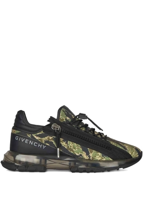Givenchy Spectre camo-print sneakers - Black