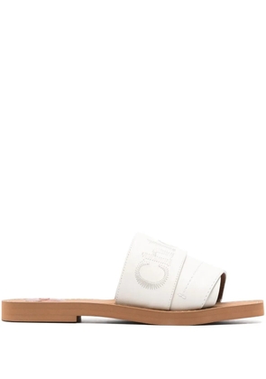 Chloé Woody logo-embroidered sandals - White