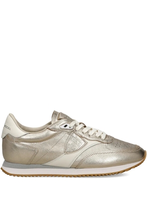 Philippe Model Paris Blville perforated low trainer - Gold