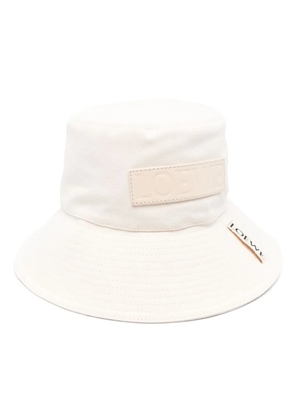 LOEWE logo-patch canvas hat - Neutrals