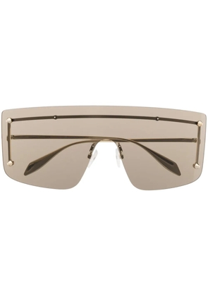 Alexander McQueen Eyewear mask-style frame sunglasses - Gold