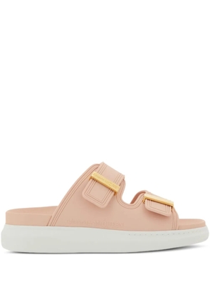 Alexander McQueen double-buckle slides - Pink
