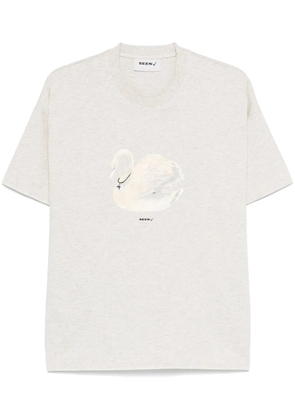 Seen Users Becoming A White Swan T-shirt - Neutrals