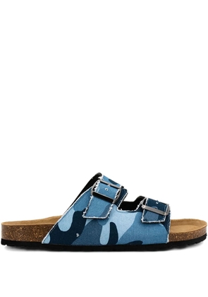 MC2 Saint Barth camouflage buckled sandals - Blue