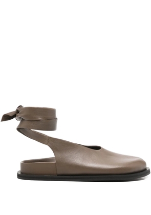 A.EMERY Marion tied clogs - Brown