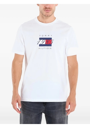 Tommy Hilfiger graphic-print T-shirt - White