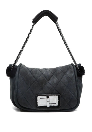 CHANEL Pre-Owned 2004-2005 Mouton 2.55 suede-flap shoulder bag - Grey