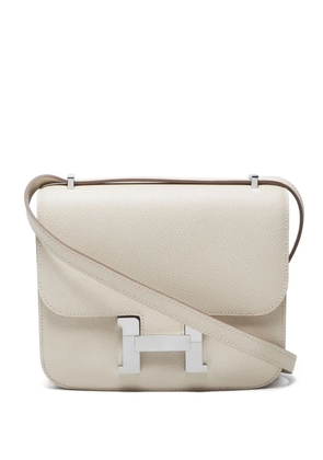 Hermès Pre-Owned 2024 small Constance shoulder bag - White