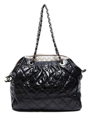 CHANEL Pre-Owned 2009-2010 chain quilted shoulder bag - Black