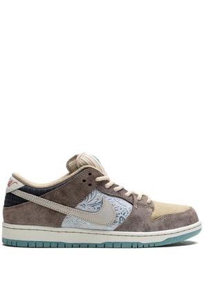 Nike SB Dunk Low 'Big Money Savings' sneakers - Brown