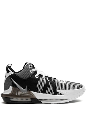 Nike LeBron Witness VII sneakers - White
