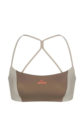 Skims x Nike scoop sports bra - Brown