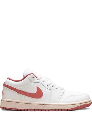 Jordan Jordan 1 Low 'Sail/Guava Ice/Pink Salt' sneakers - White