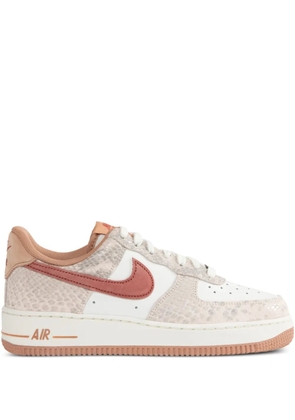 Nike Air Force 1'07 LV8 sneakers - Neutrals