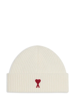 AMI Paris Ami De Coeur beanie - White