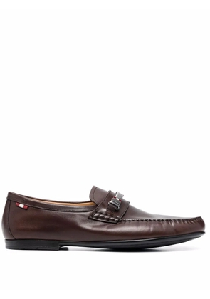 Bally buckle-detail leather loafers - Brown