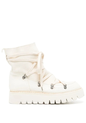 Guidi panelled chunky-sole boots - Neutrals