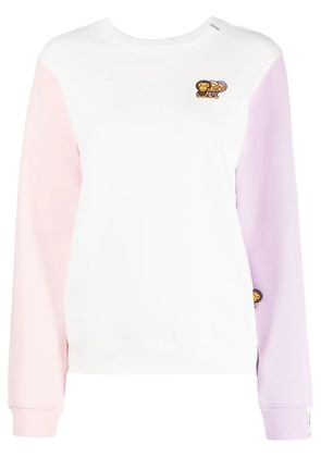 A BATHING APE® logo-embroidered colour-block sweatshirt - White