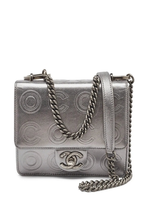CHANEL Pre-Owned mini embossed shoulder bag - Grey