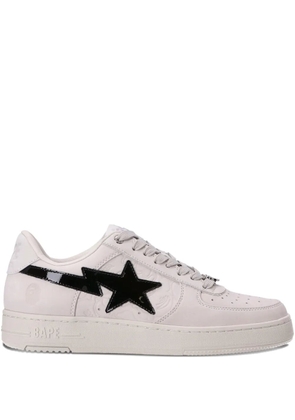 A BATHING APE® STA logo-patch sneakers - White
