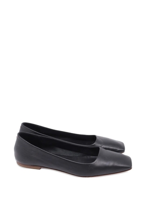 Aeyde square-toe leather loafers - Black