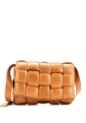 Bottega Veneta Pre-Owned Cassette Padded Maxi Intrecciato Leather crossbody bag - Brown