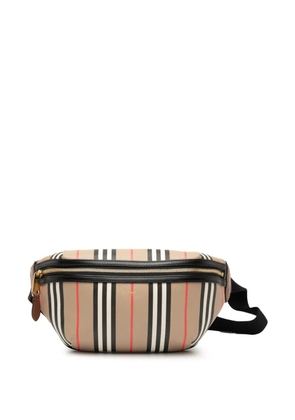 Burberry Pre-Owned 2018-2025 Icon Stripe Coated Canvas Sonny belt bag - Brown