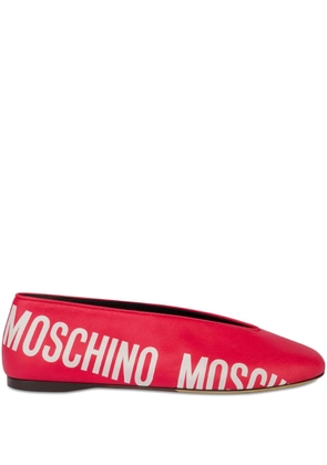 Moschino logo-print ballet flats - Red