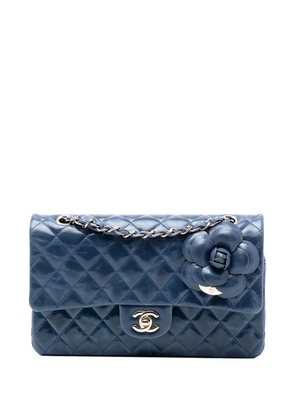CHANEL Pre-Owned 2011 Medium Classic Glazed Calfskin Camellia Double Flap shoulder bag - Blue