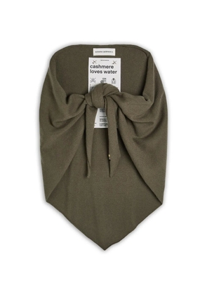 extreme cashmere N°150 Witch triangle scarf - Green