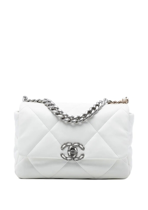 CHANEL Pre-Owned 2021-2025 Medium Lambskin 19 Flap satchel - White