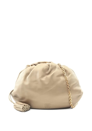 Loewe Pre-Owned 2000s anagram-detail chain shoulder bag - Gold