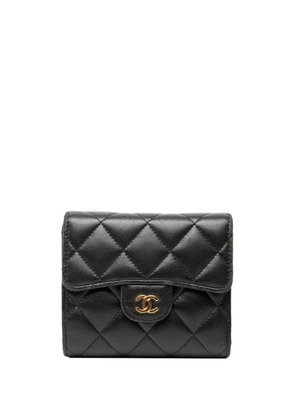 CHANEL Pre-Owned 2021-2025 Classic Lambskin Flap Wallet small wallets - Black