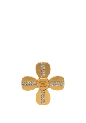 CHANEL Pre-Owned 2001 CC Gold Plated Rhinestones Clover Brooch costume brooch