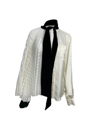 sacai pussy-bow pleated blouse - White
