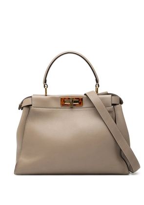 Fendi Pre-Owned 2010-2026 Medium Leather Selleria Peekaboo Iconic satchel - Brown