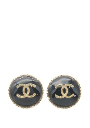 CHANEL Pre-Owned 2022 Gold Plated CC Resin Round Earrings costume earrings - Black