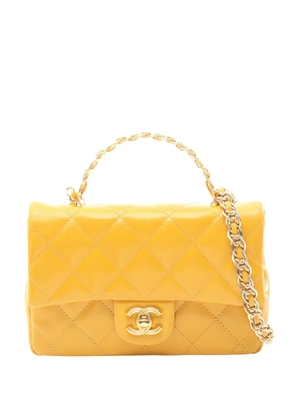 CHANEL Pre-Owned 2021-2026 CC Quilted Lambskin Top Handle Flap satchel - Yellow