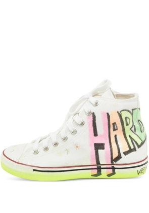 VETEMENTS graffiti high-top sneakers - White