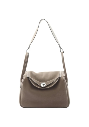 Hermès Pre-Owned 2019 26 Lindy leather shoulder bag - Neutrals